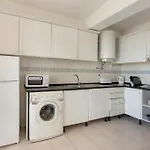 Oura 14 A, Com Piscina *