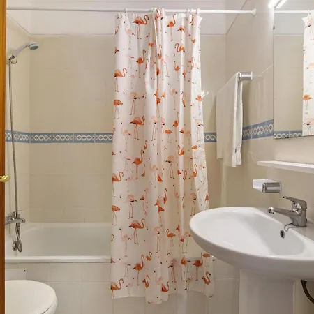 Oura 14 A, Com Piscina * Armação de Pêra